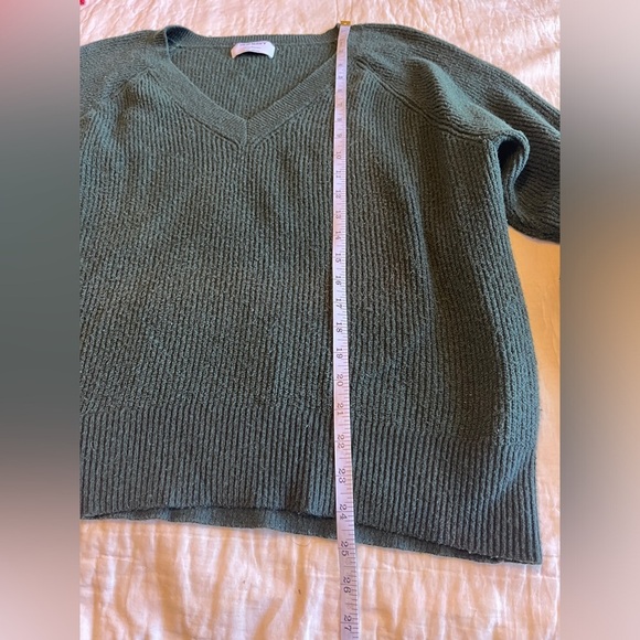 Dark Green Old Navy Sweater - Picture 6 of 8